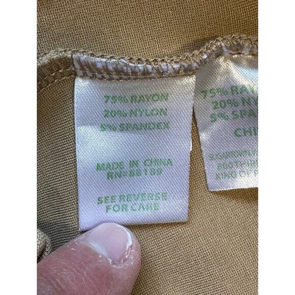 Lilly Pulitzer Woman's travel stretchy leggings/pants, size Med; Tan/Beige - Picture 3 of 7
